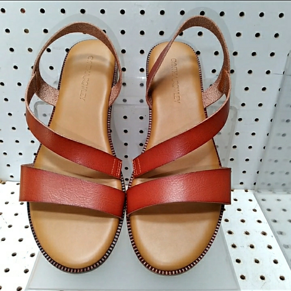 Cynthia Rowley Women's Tan Sandals Straps Leather Flat Heel Comfort Memory Foam